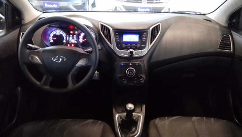 Imagem 11 de 15 de Hyundai Hb20 1.0 M Comfor 2015