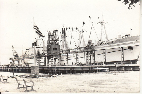 Fotografia Puerto Ultramarino De Fray Bentos Uruguay Barcos