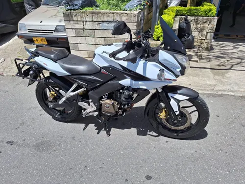 Pulsar As 200