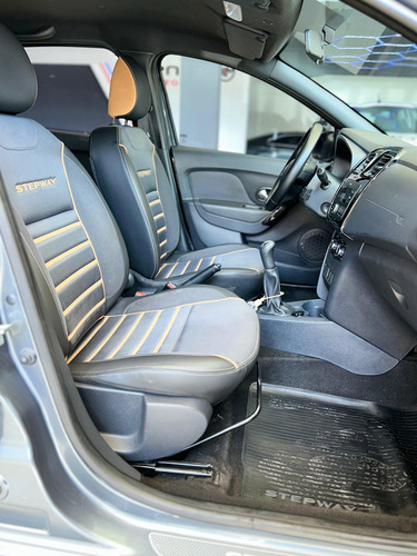 Renault Sandero Stepway 1.6 16v Zen