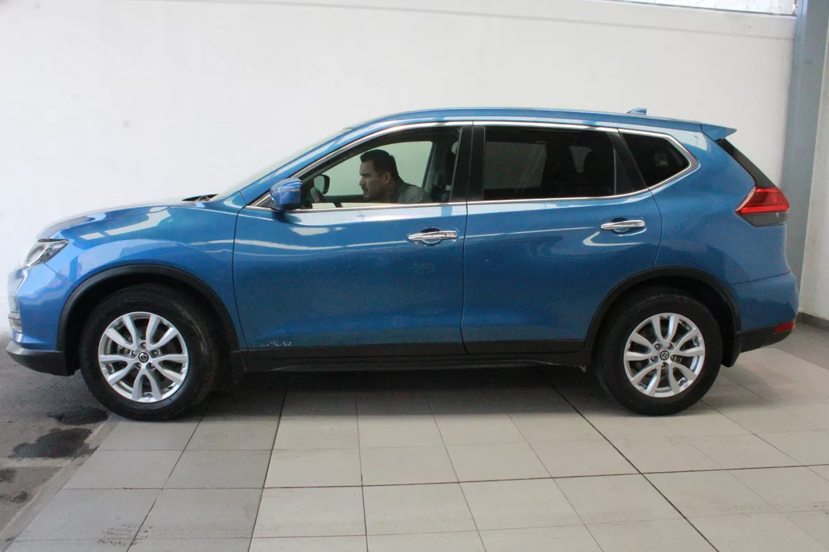 Nissan X-Trail 2.5 Sense 2 Row Cvt