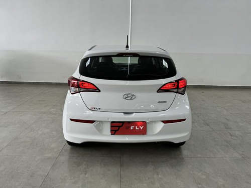 Hyundai HB20 HB20 1.6 PREMIUM 16V FLEX 4P AUTOMÁTICO