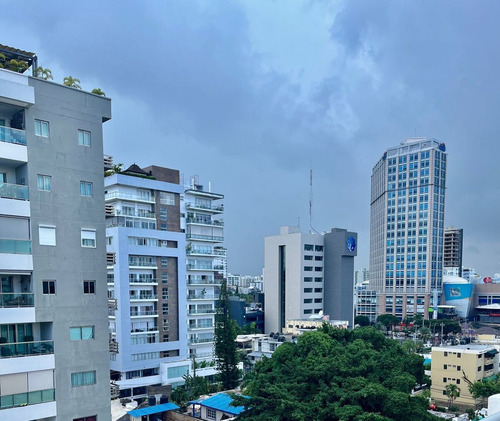 Apartamento Amueblado En Alquiler Ubicado En Evaristo Morales