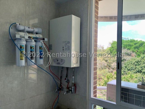 Apartamento En Venta En Los Chorros Rl