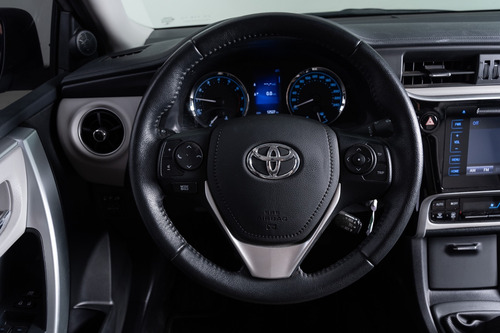 Imagen 10 de 15 de Toyota 2018 Corolla 1.8 Xei L/17 Pack