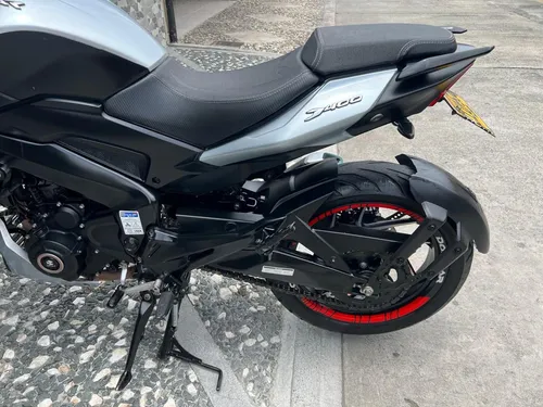 Vendo Dominar 400 Modelo 2022