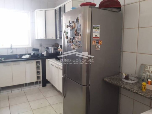 Imagem 3 de 15 de Vende-se Linda Casa No Bairro Village 3! - 80