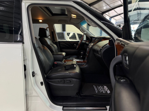 Infiniti QX80 5.6l Perfection 8 Pasajeros At