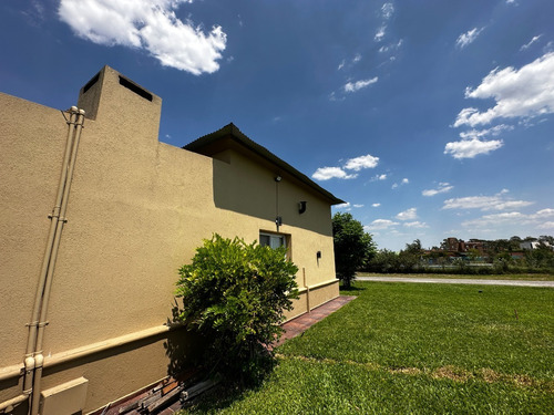 Imagen 21 de 25 de Venta- Impecable Casa En Barrio La Magdalena