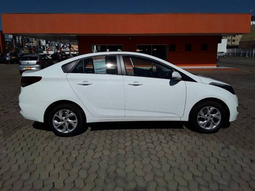 Imagem 9 de 9 de Hyundai Hb20s 1.6 Comfort Plus 16v Flex 4p Automático