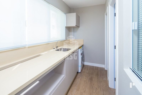 Imagem 18 de 18 de Apartamento Frente Mar, 3 Quartos Sendo 1 Suíte, Mobiliado, Decorado E Equipado - Centro - Balneário Camboriú. - 328