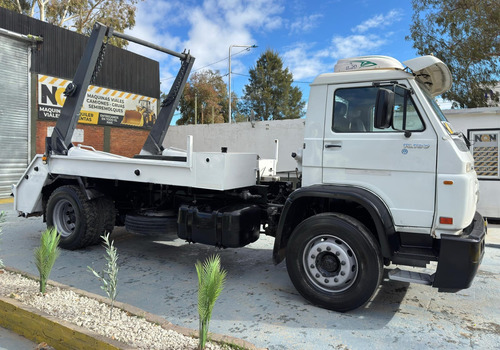 Volkswagen 15180 Porta Volquetes Camión Porta Usado Nqnmaq