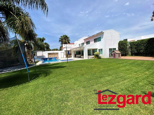 Se Vende Excelente Residencia Campestre En Lomas De Cocoyoc