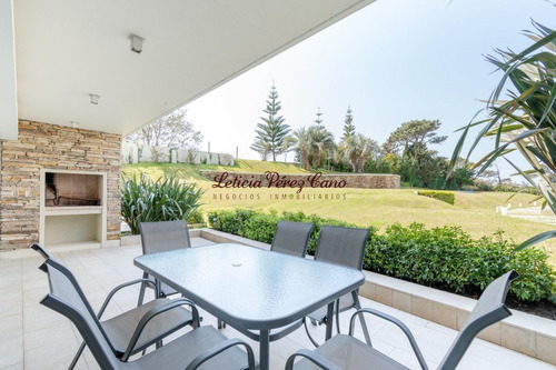 Imagen 4 de 29 de Alquiler Apartamento En Playa Brava A Pasos Del Mar 2 Dormitorios