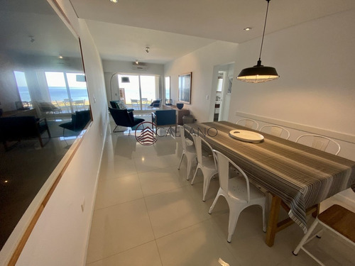 Imagen 7 de 22 de Venta Apartamento 2 Dormitorios Playa Mansa Punta Del Este - Punta Del Este Mansa