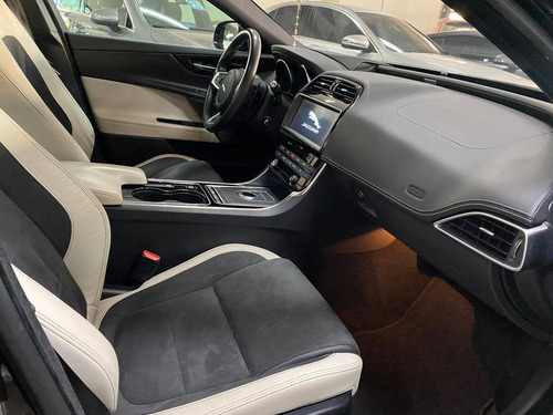 Imagem 6 de 9 de Jaguar Xe 3.0 V6 Supercharger Gasolina S 4p Automático