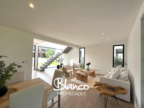 Casa En Venta En Lagoon Pilar, Pilar, G.b.a. Zona Norte