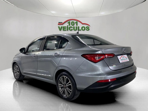 Fiat Cronos Cronos Precision 1.8 E.Torq AT6 (Flex)