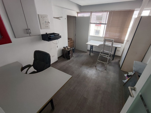 Penthouse En Venta Av Libertador