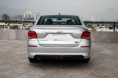 Imagen 5 de 9 de Chevrolet Cavalier Ls 2019