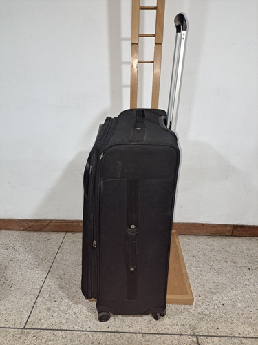 Maleta Calvin Klein Original Grande 76x46x34 Vendo O Cambio (Usado)