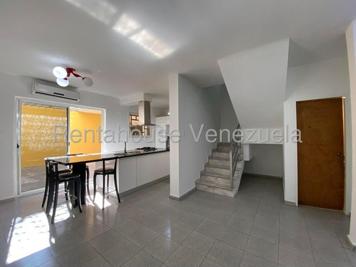 Townhouse En Venta En El Exclusivo Karol Home 2 Av Aragua La Morita Maracay Conjunto Privado Con Pozo De Agua Listo Para Habitar Kg:#25-16345