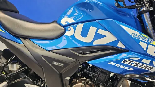 Gixxer 250 Suzuki Modelo 2023