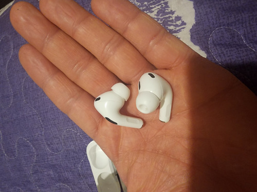 Apple AirPods Pro 2a Generación Solo Lo Que Se Ve (Usado)