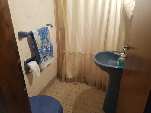 Chalet En 2 Plantas. Oportunidad