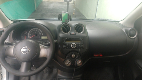 Nissan Versa 1.6 16v Sv Flex 4p 2012