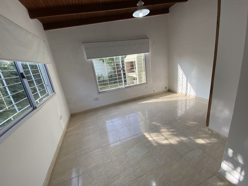 Imagen 6 de 15 de Venta Casa 2 Dorm Refaccionada 115 E/ 67 Y 68 La Plata