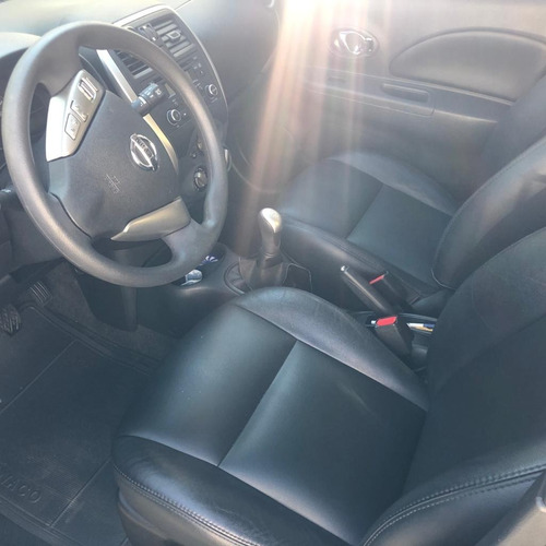Nissan March Sv 1.6 16v Flexstart 5p Mec.