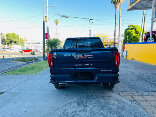 GMC Sierra 6.2 Denali Dvd At