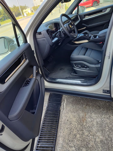 Cayenne 3.0 L V6 Turboalimentado Triptonic