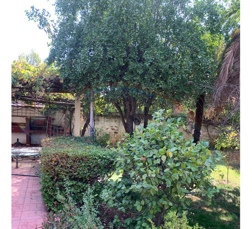 Casa En Condominio En Excelente Barrio.
