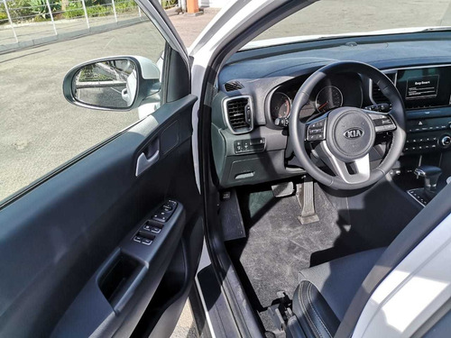 Kia Sportage Vibrant Aut Techo En Cristal Modelo 2022