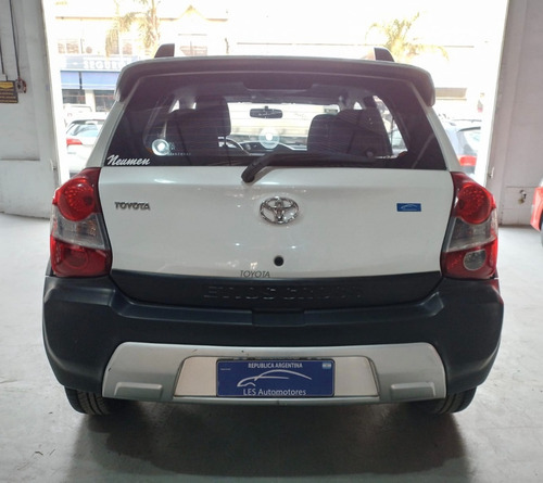 Imagen 9 de 14 de Toyota Etios Cross 1.5 Mt Les Automotores