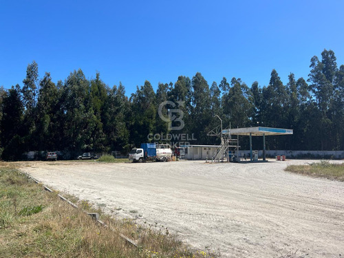 Estación De Servicio En Funcionamiento