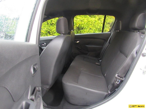 Imagen 8 de 25 de Renault Sandero 1.6 Polar