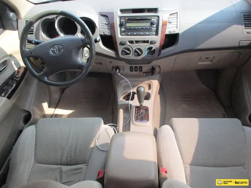 Toyota Fortuner Sr5 4x2 2700cc At Aa