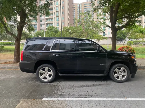 Chevrolet Tahoe 5.3 Lt
