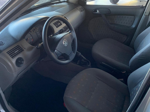 Imagem 7 de 9 de Vw Saveiro 1.8 Plus Mi