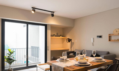 Venta Departamento Monoambiente Con Balcón En Zona Centro