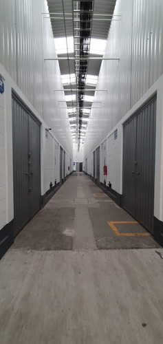 Bodega En Condominio De 90m2 Para Distribucion,almacenamiento U Operaciones