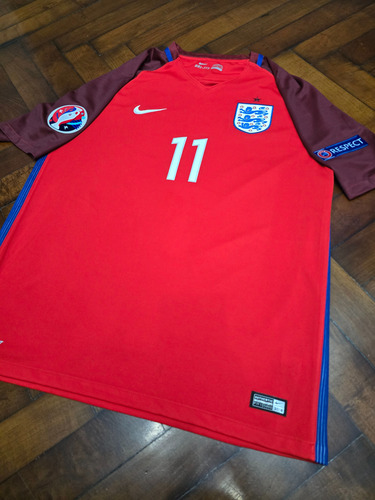 Camiseta Alternativa Inglaterra 2016/17 Vardy 11 Talle L (Usado)