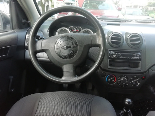 Imagen 7 de 15 de Chevrolet Aveo 2014 1.6 Ls L4 Man Mt