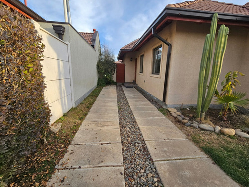 En Venta Hermosa Casa Estilo Colonial, Hacienda Esmeralda