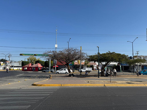 Local En Renta Blvd. Alonso De Torres 952 M2 León, Gto