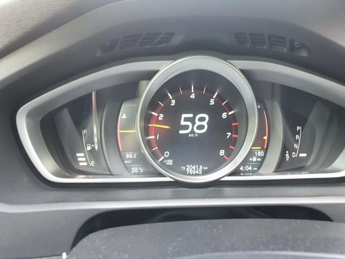 Imagen 9 de 15 de Volvo V40 Crosscountry
