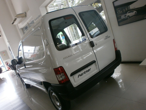 Imagen 18 de 25 de Peugeot Partner 2023 1.6 Furgon Confort